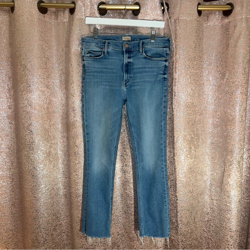 MOTHER Denim The Misrise Dazzler Ankle Fray